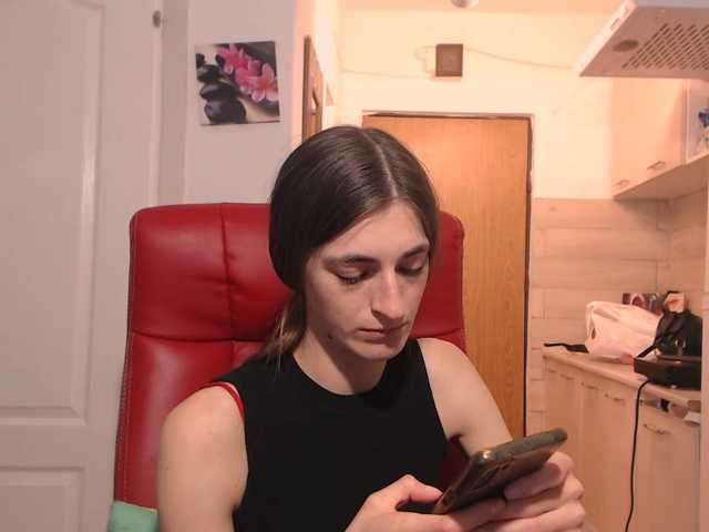 Simyhvn live cam on BongaCams