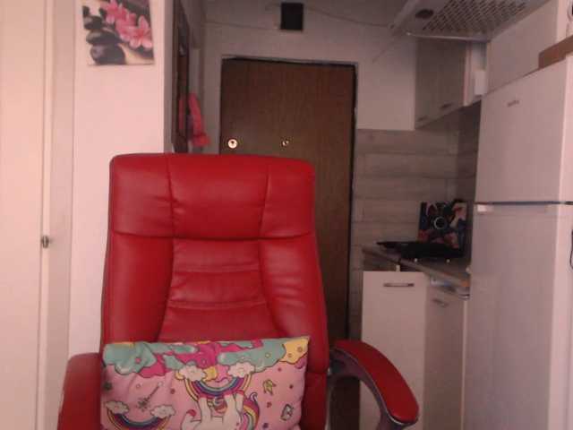 Simyhvn live cam on BongaCams
