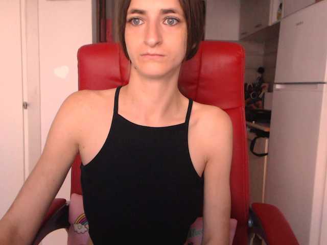 Simyhvn live cam on BongaCams