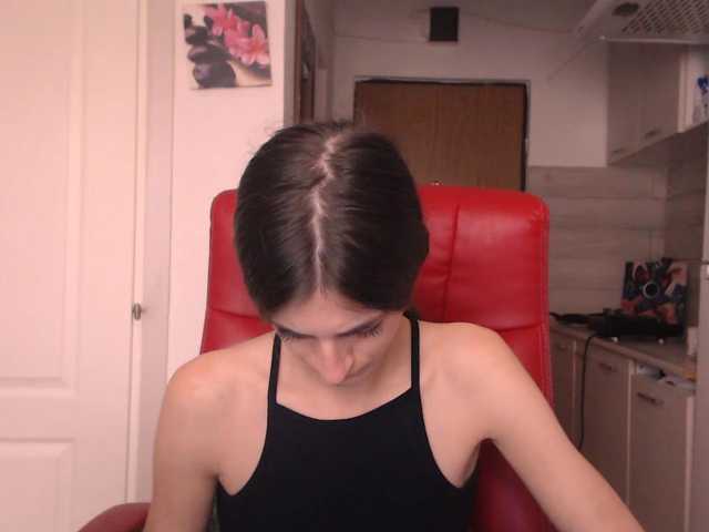 Simyhvn live cam on BongaCams