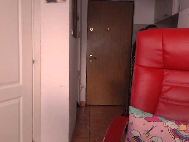 Simyhvn live cam on BongaCams