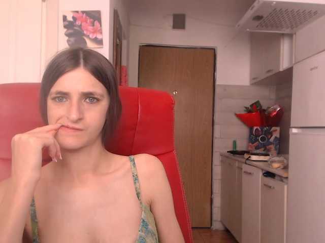 Simyhvn live cam on BongaCams