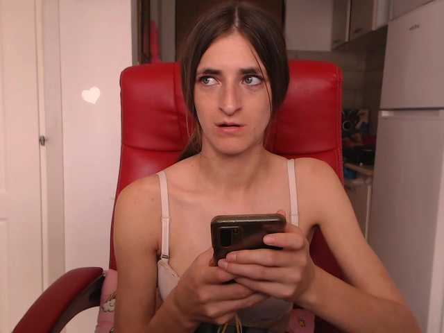 Simyhvn live cam on BongaCams