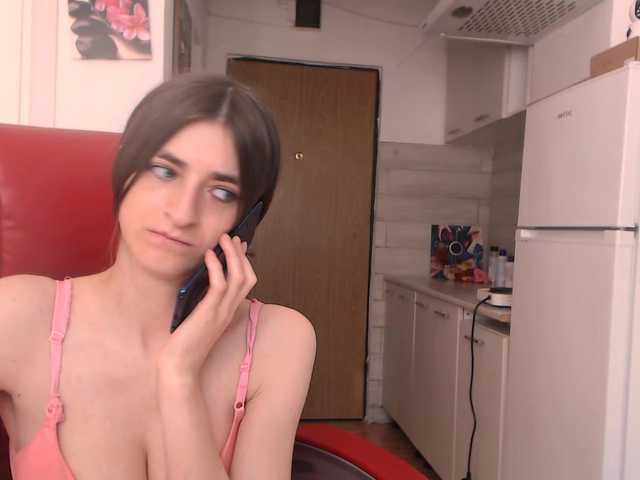 Simyhvn live cam on BongaCams