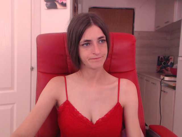 Simyhvn live cam on BongaCams