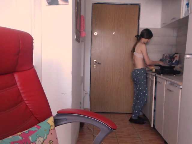 Simyhvn live cam on BongaCams