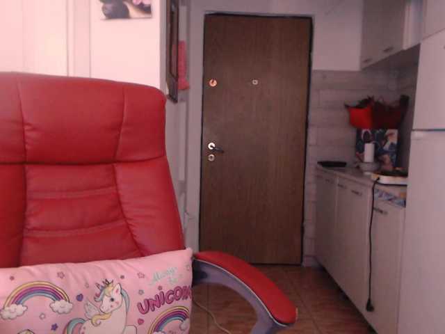Simyhvn live cam on BongaCams