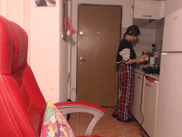 Simyhvn live cam on BongaCams
