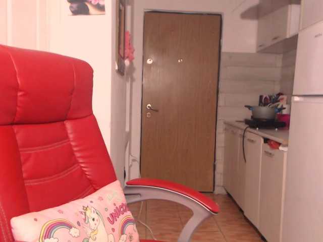 Simyhvn live cam on BongaCams