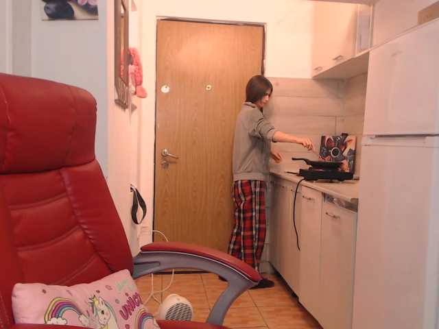 Simyhvn live cam on BongaCams