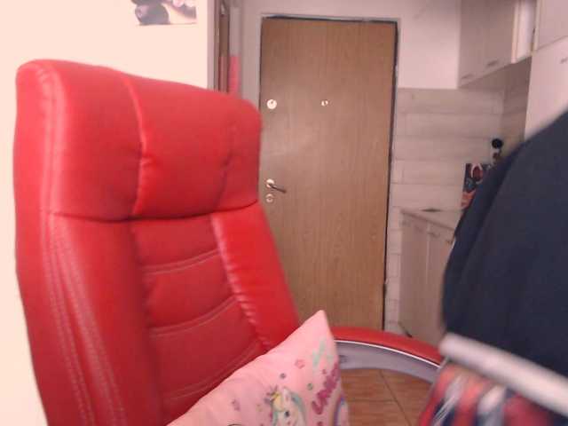 Simyhvn live cam on BongaCams