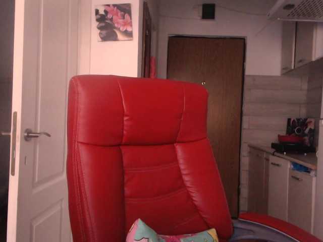 Simyhvn live cam on BongaCams