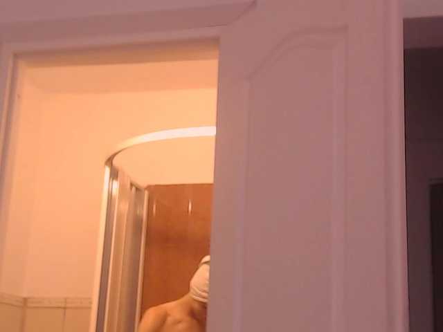 Simyhvn live cam on BongaCams