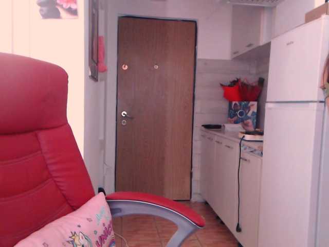 Simyhvn live cam on BongaCams