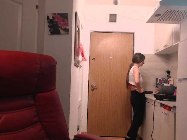 Simyhvn live cam on BongaCams