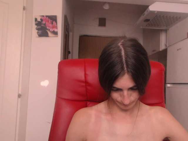 Simyhvn live cam on BongaCams