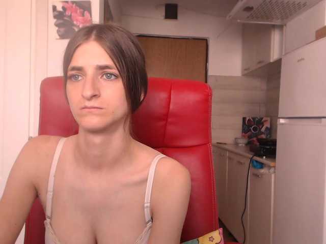 Simyhvn live cam on BongaCams