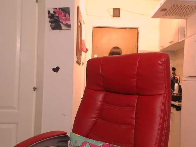 Simyhvn live cam on BongaCams