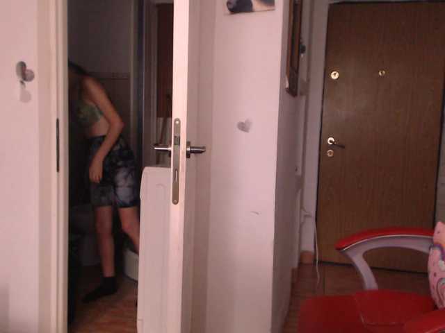 Simyhvn live cam on BongaCams