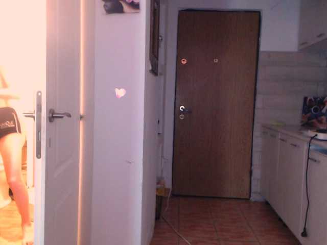 Simyhvn live cam on BongaCams