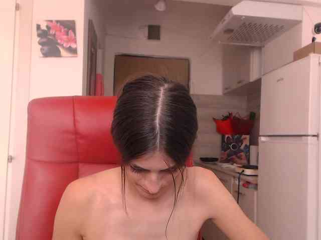 Simyhvn Live Webcam on BongaCams