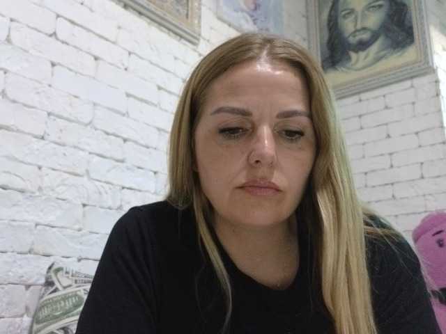 AngelAlone live cam on BongaCams