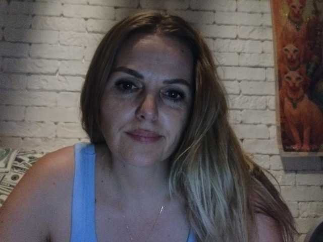 angelalone cam belle