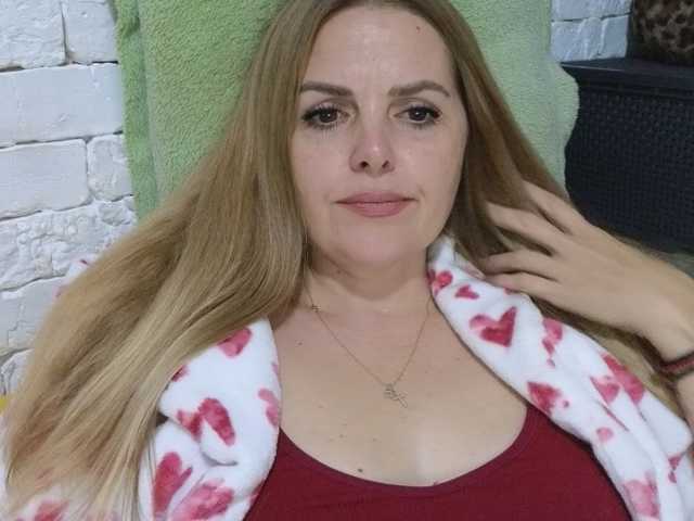 Angel_girllovemy live cam on BongaCams