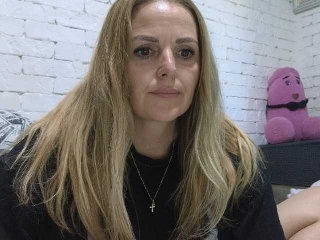 AngelAlone live cam on BongaCams