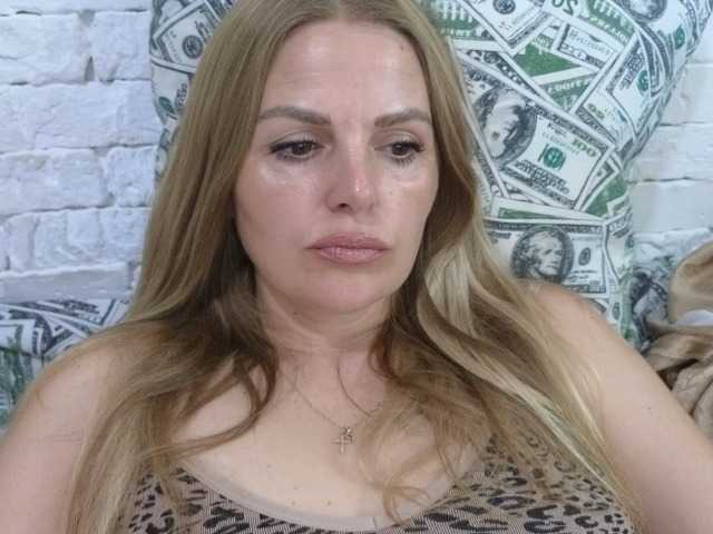 AngelAlone live cam on BongaCams