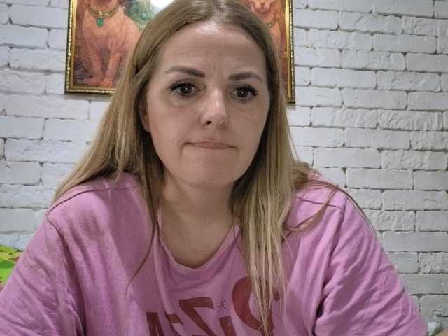 AngelAlone live cam on BongaCams