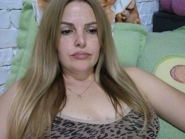 AngelAlone live cam on BongaCams