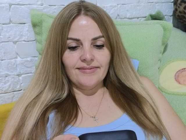 AngelAlone live cam on BongaCams