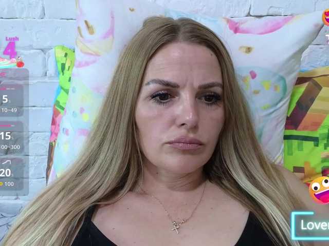 AngelAlone live webcam show