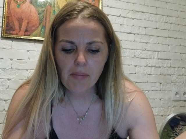 AngelAlone live cam on BongaCams