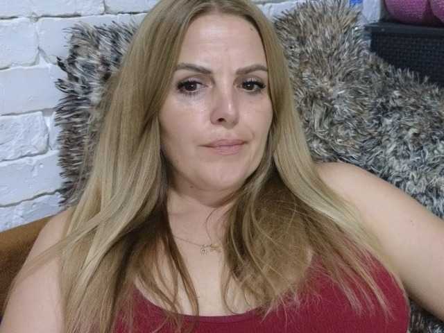 AngelAlone live cam on BongaCams