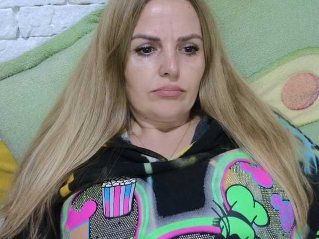 Angel_girllovemy live cam on BongaCams