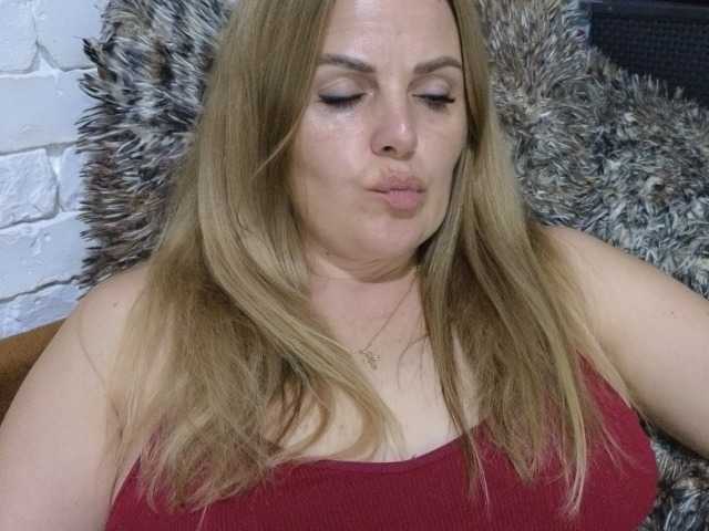 AngelAlone live cam on BongaCams
