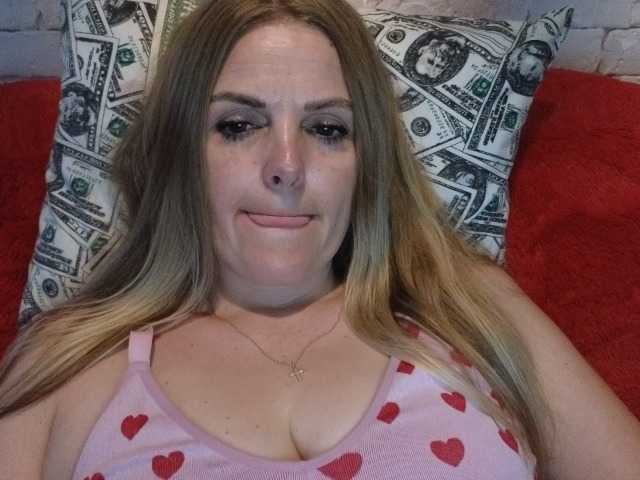 AngelAlone live cam on BongaCams