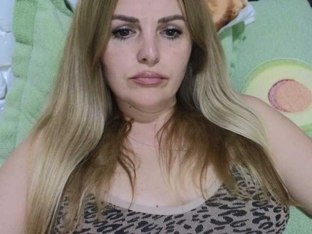 Angel_girllovemy live cam preview