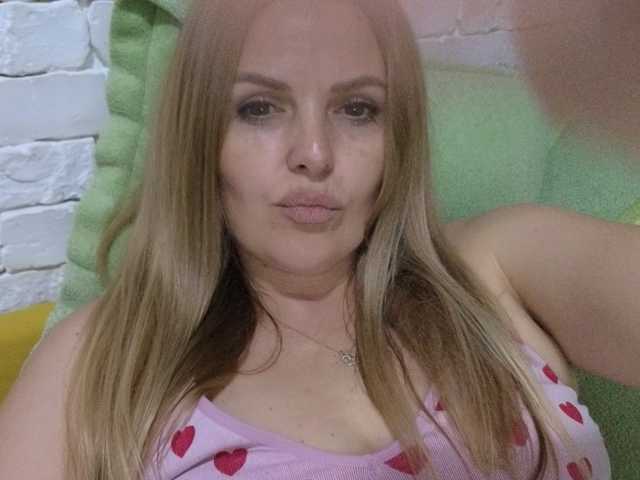 AngelAlone live cam on BongaCams