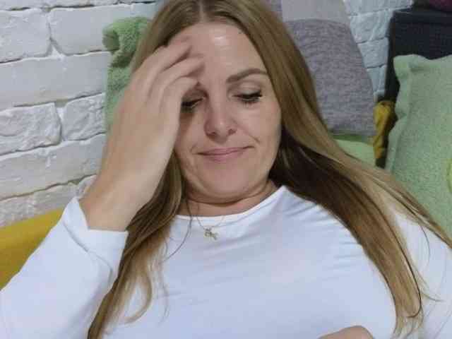Angel_girllovemy webcam