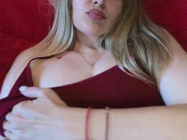 Angel_girllovemy webcam