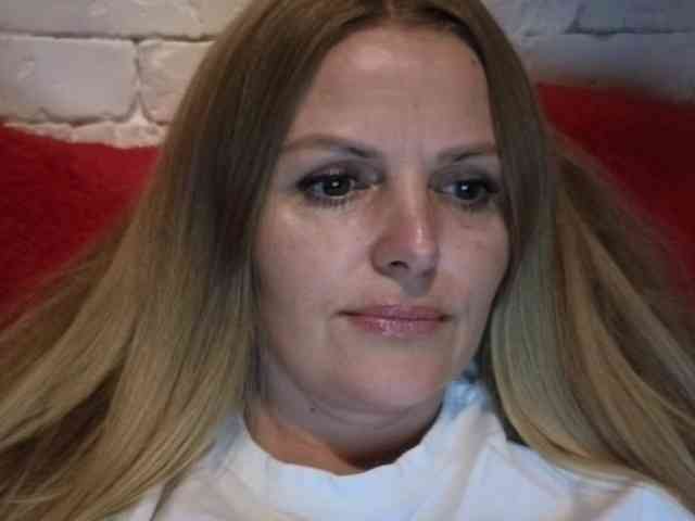 Angel_girllovemy webcam