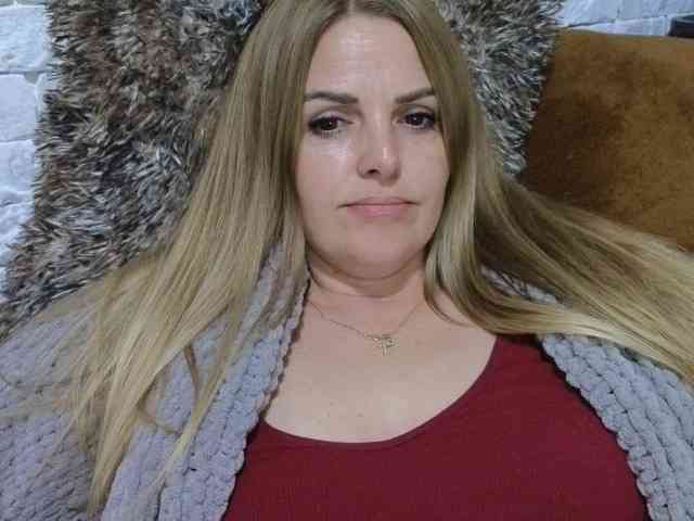 Angel_girllovemy webcam