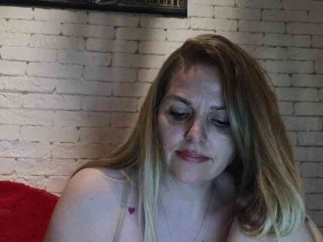 Angel_girllovemy webcam