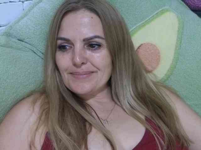Angel_girllovemy webcam