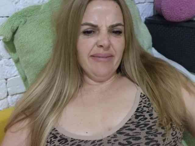 Angel_girllovemy webcam
