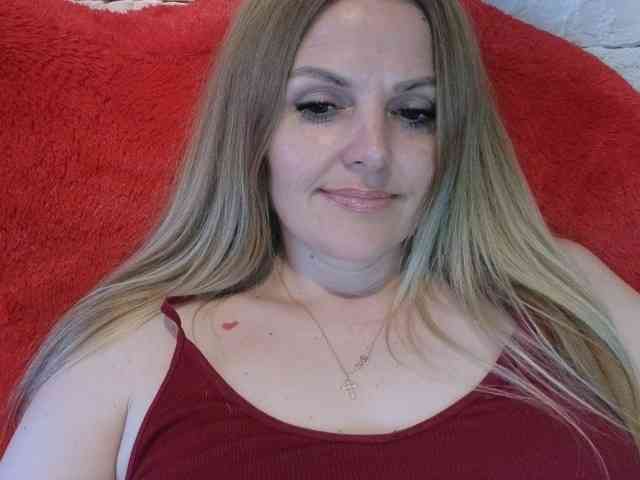 Angel_girllovemy webcam