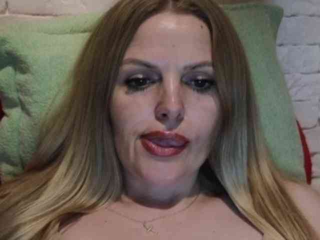 Angel_girllovemy webcam